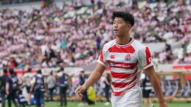 噛み締めた桜。日本代表デビューの20歳FB矢崎由高「チームやファンから信頼される存在になりたい」｜リポビタンDチャレンジカップ2024